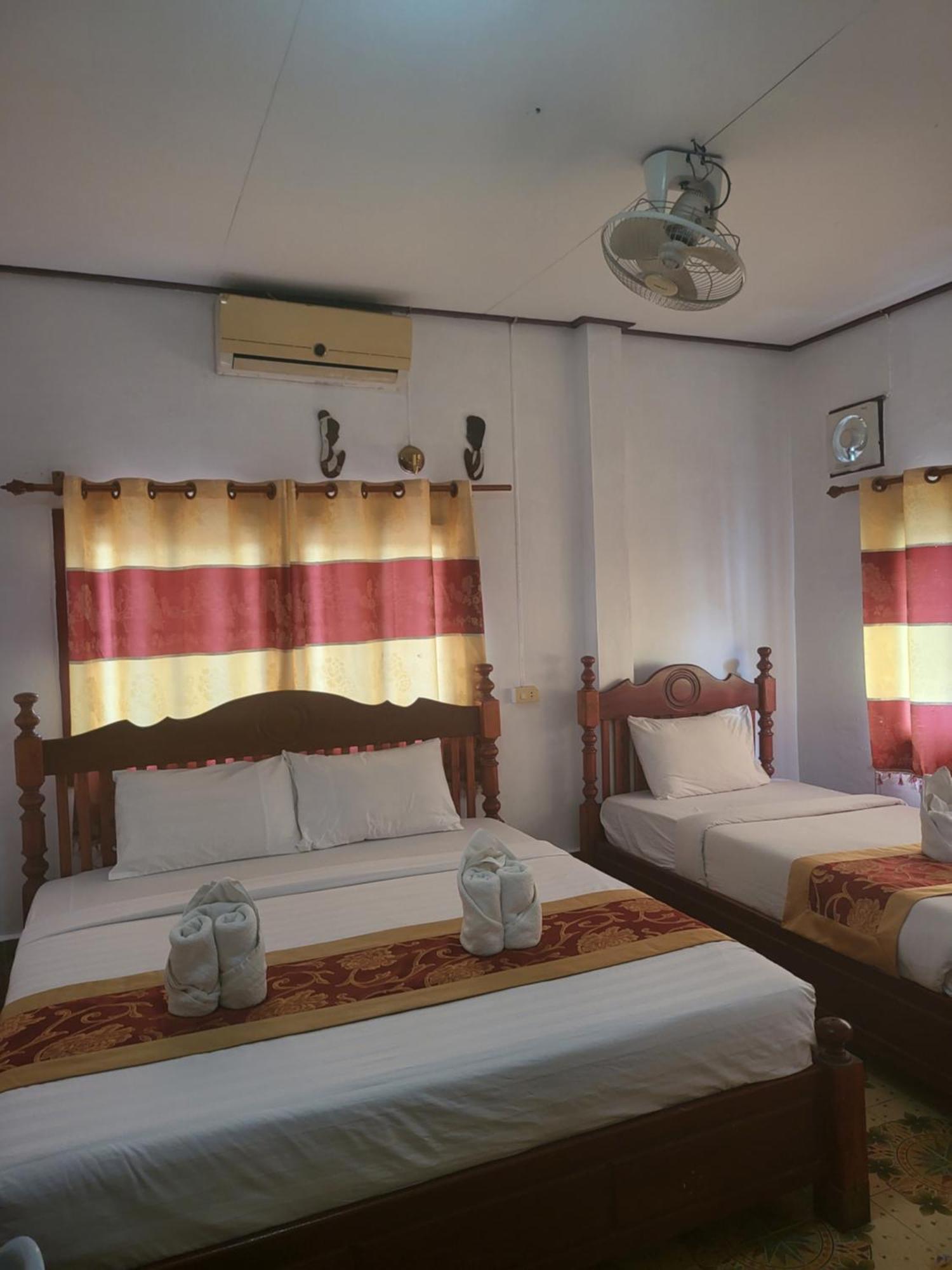 Vang Vieng Chanthala Hotel 1 Buitenkant foto