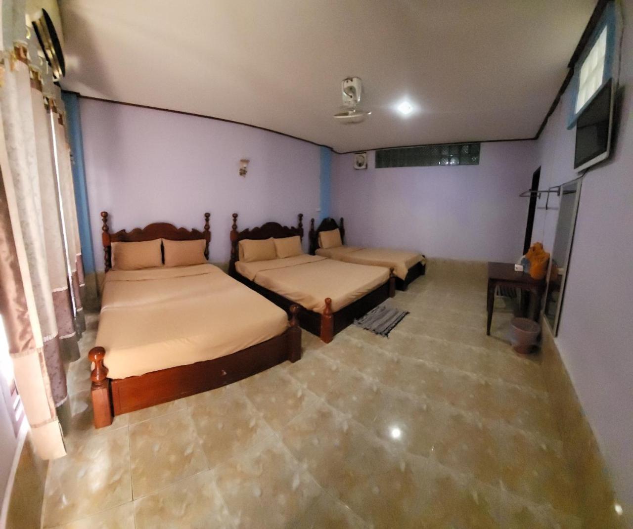Vang Vieng Chanthala Hotel 1 Buitenkant foto