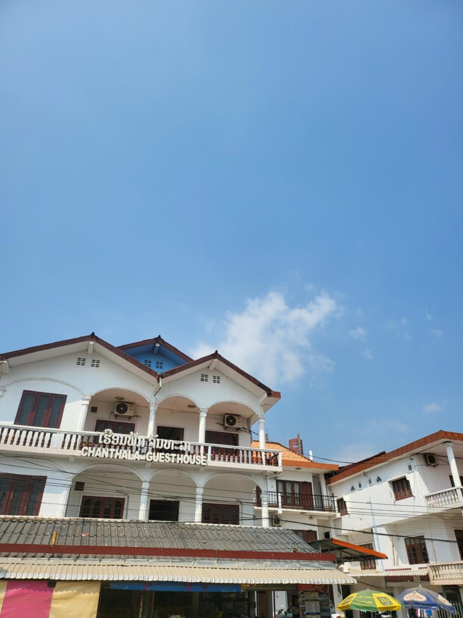 Vang Vieng Chanthala Hotel 1 Buitenkant foto