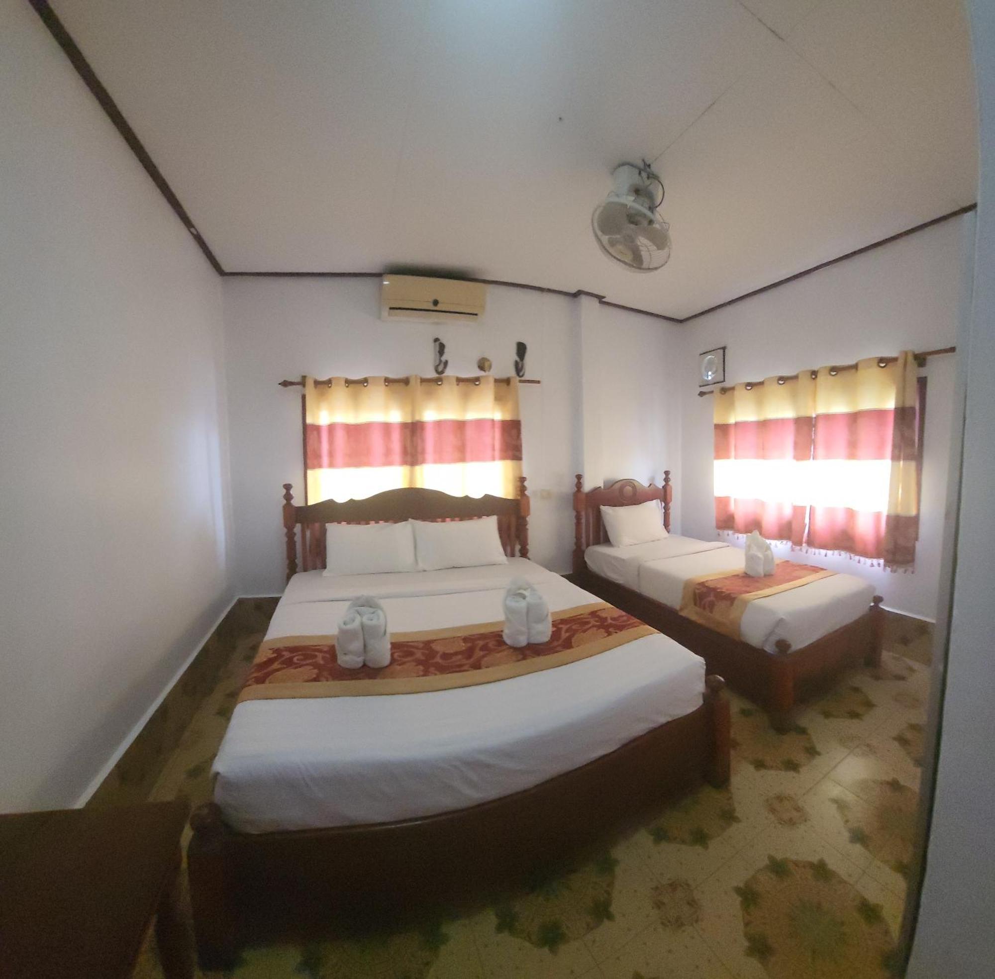 Vang Vieng Chanthala Hotel 1 Buitenkant foto